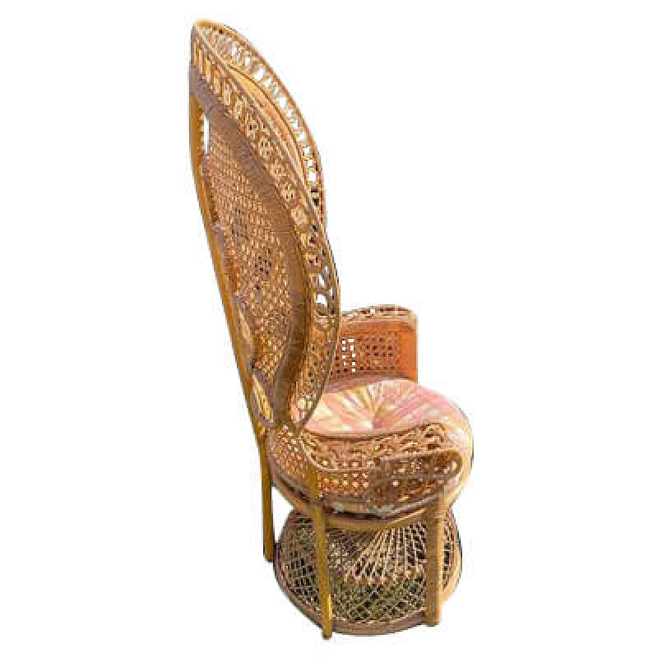 Peacock armchair in rattan, 1970s 7