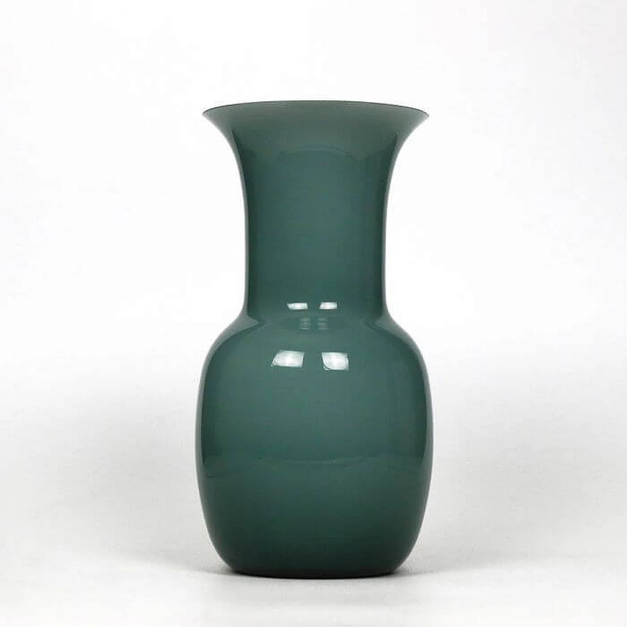 Vase in petrol colored Murano glass 1