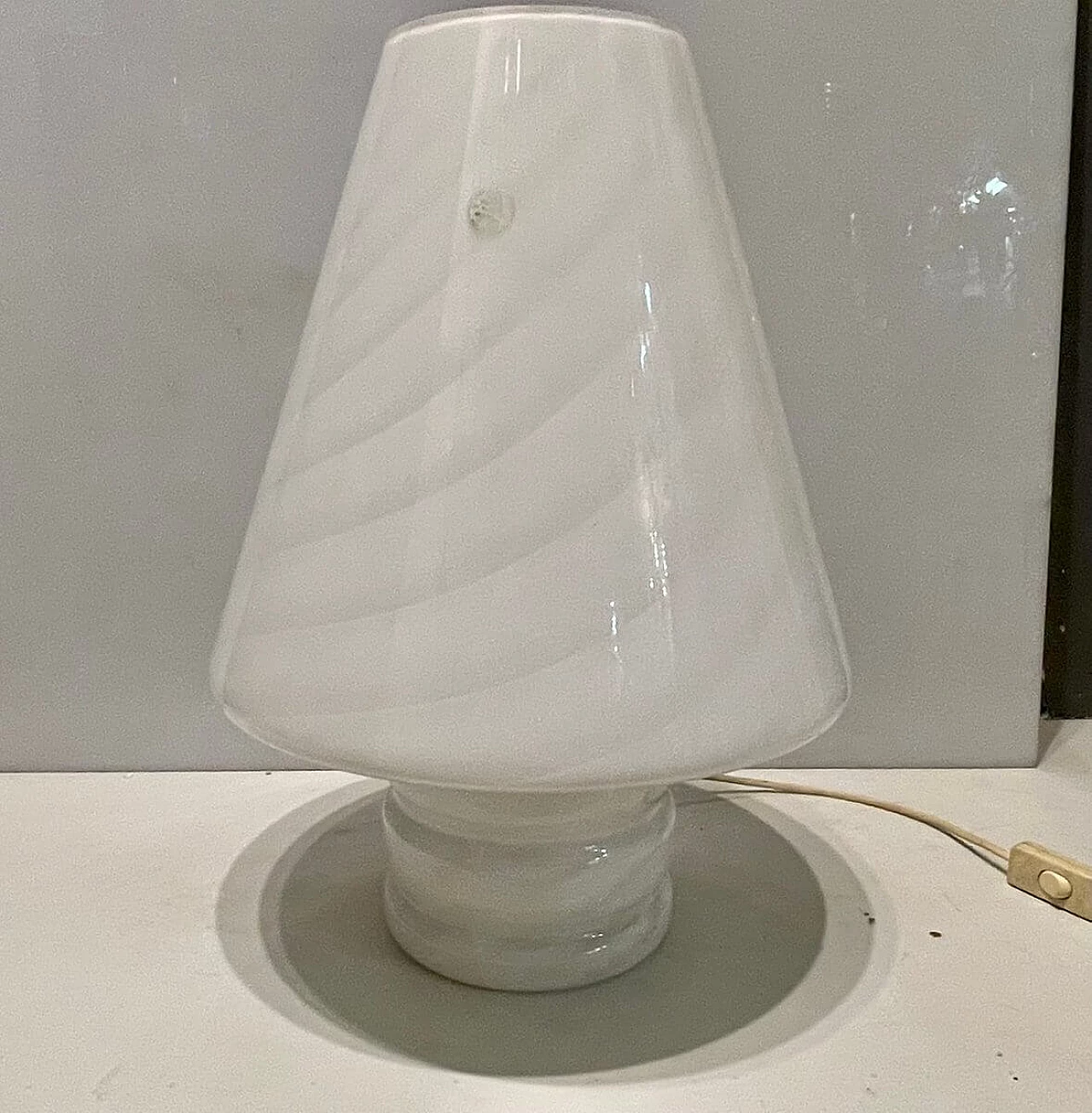 Lampada da tavolo Swirl in vetro di Murano di Venini, anni '60 10