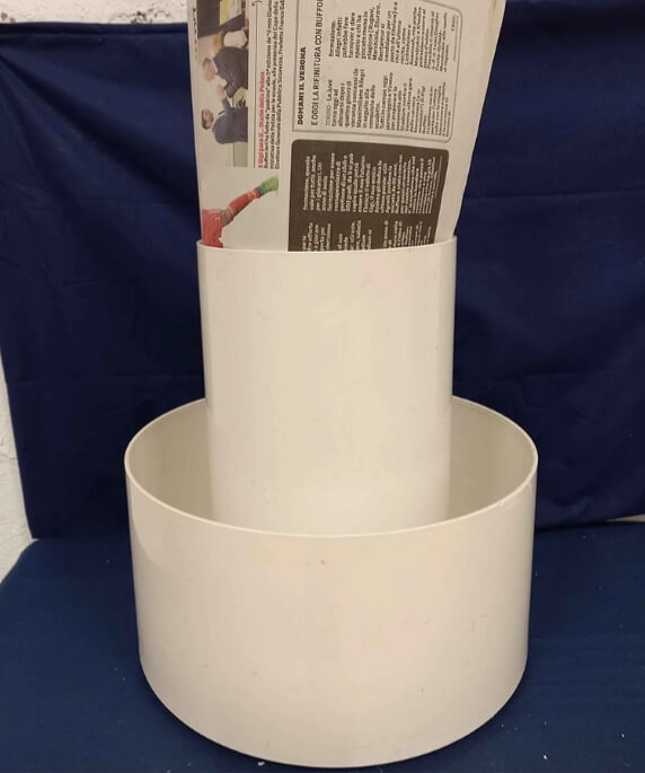 Rotating magazine rack by Cini and Nils for the OPI studio, 1960s 3