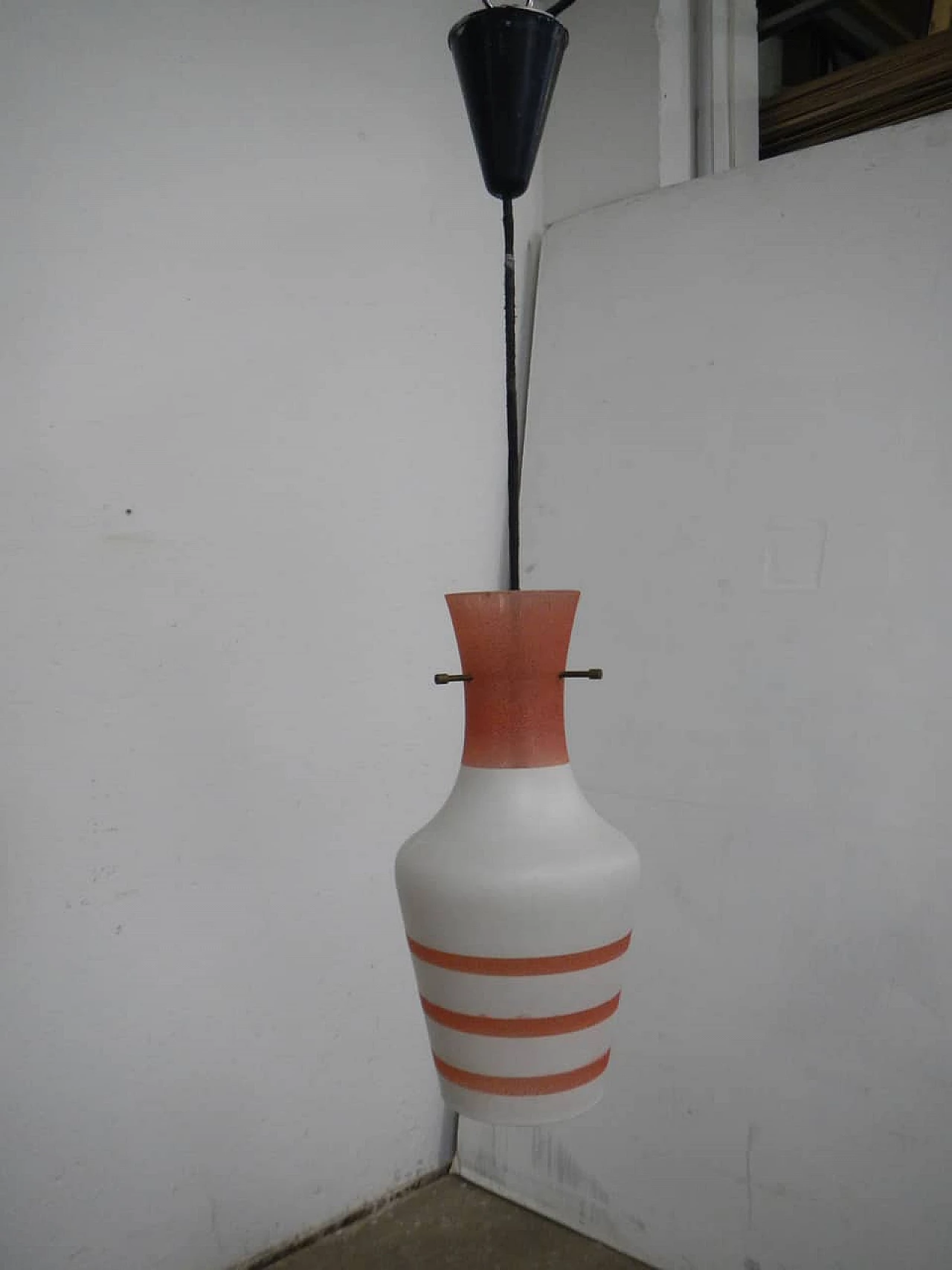 Lampadario da cucina in vetro, anni '50 9