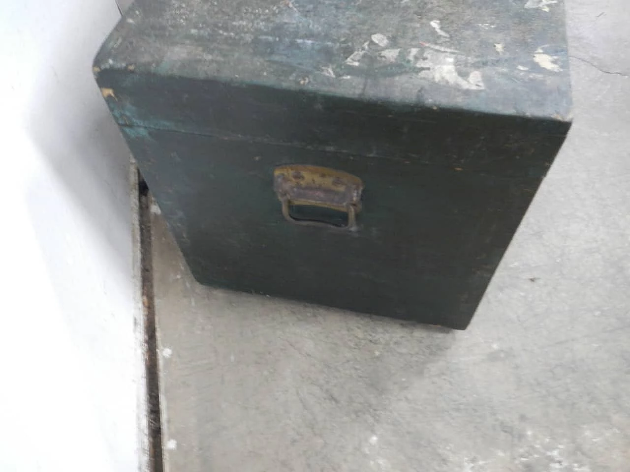 Trunk in wooden with steel lining, 1940s 3