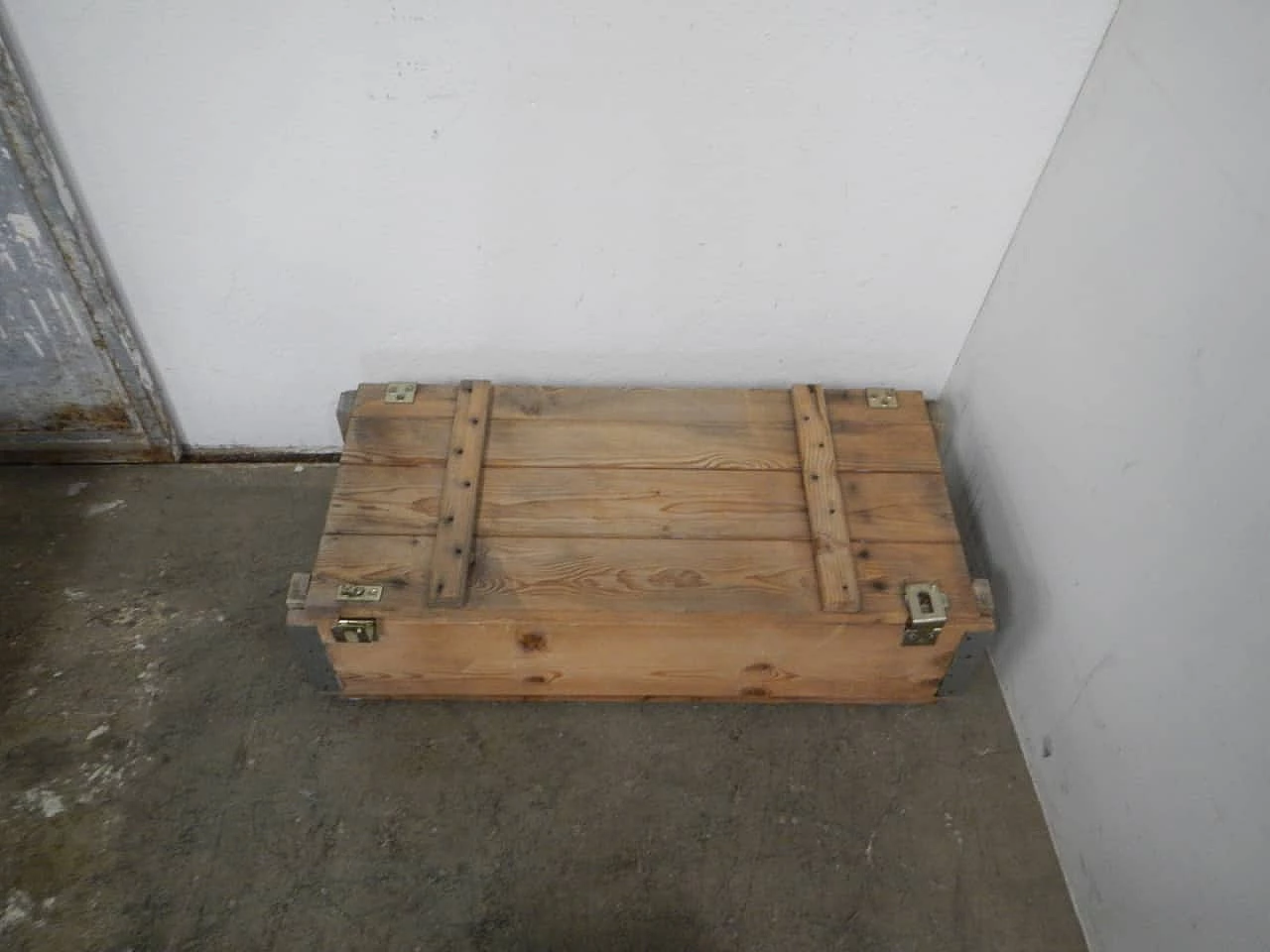 Chest in wooden with rope handles, 1980s 8