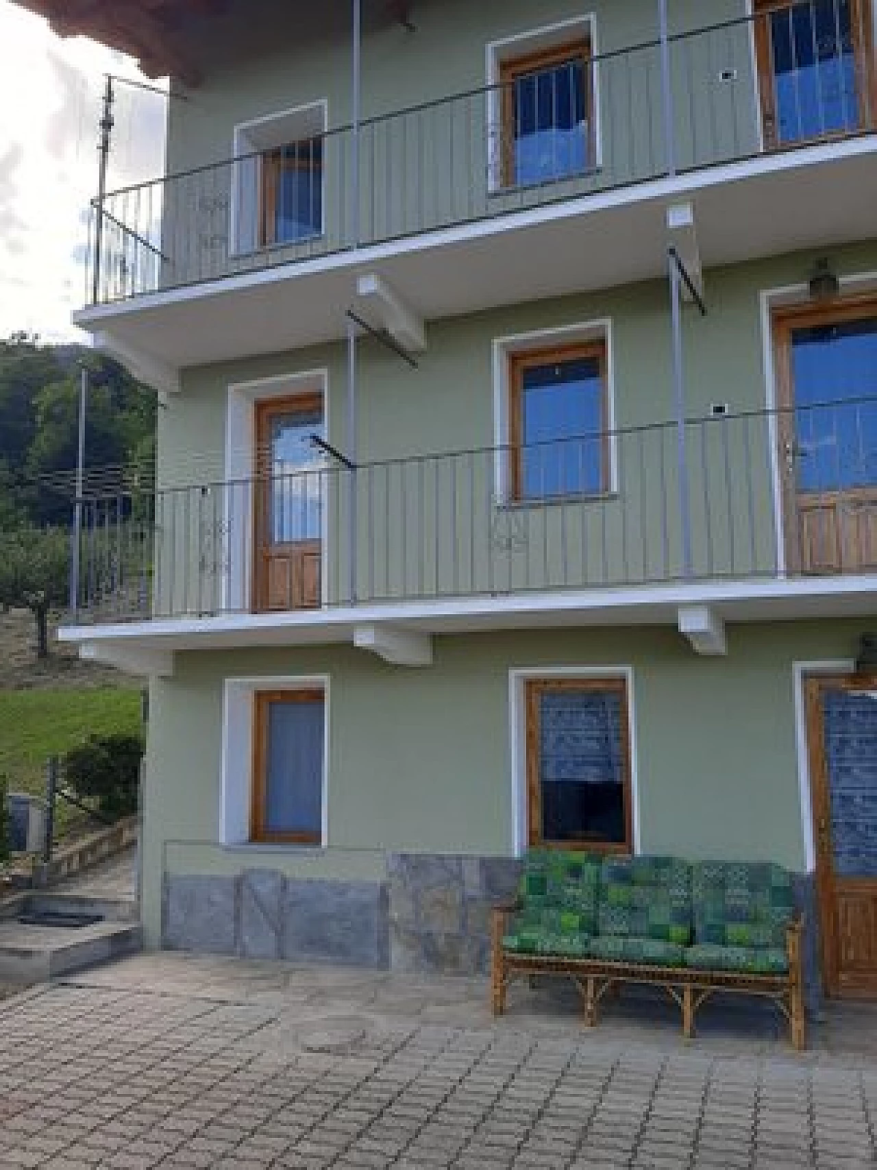 Divano a tre posti in vimini, anni '50 16