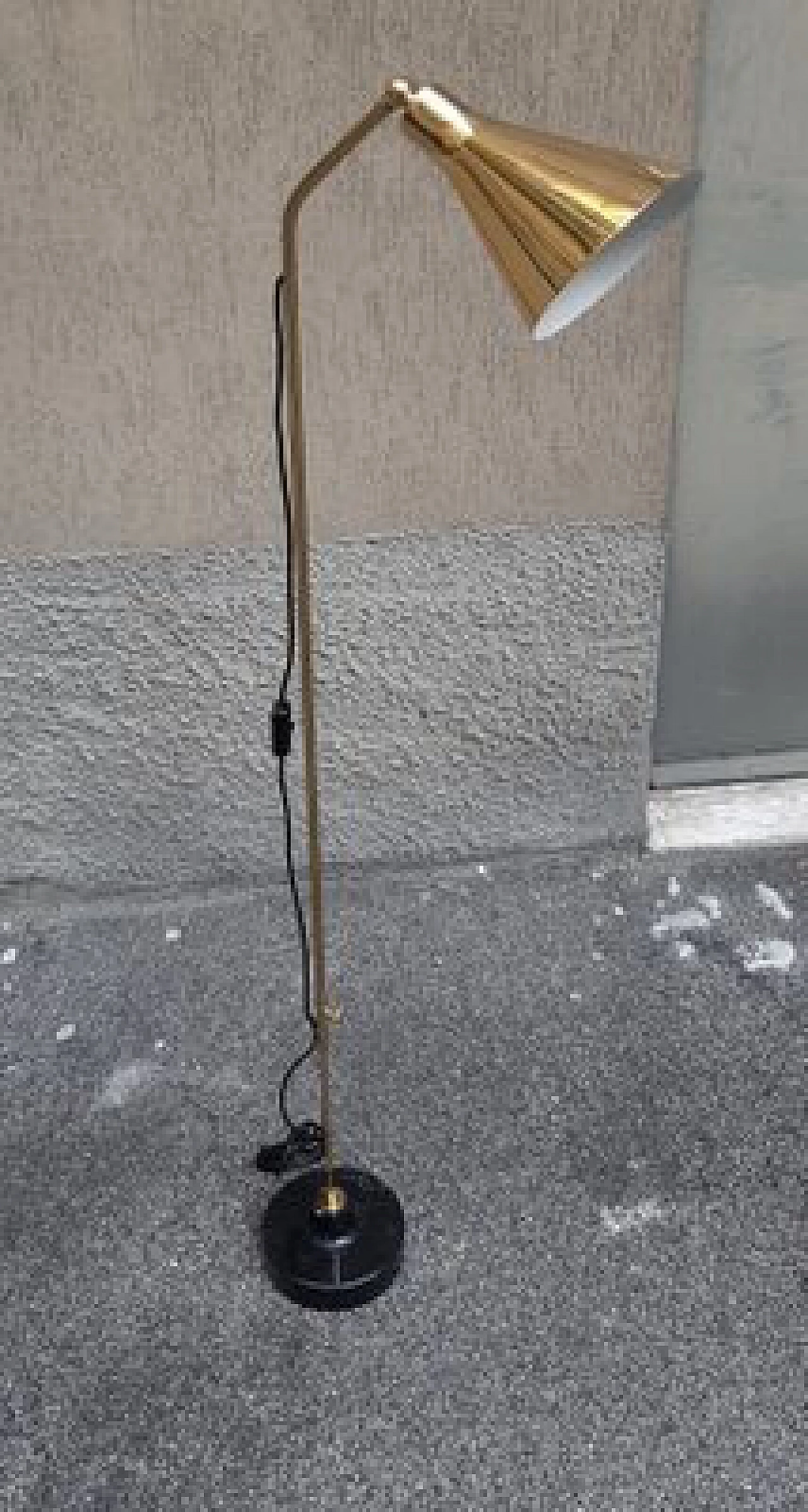 LTE3 floor lamp in brass by Ignazio Gardella for Azucena 3