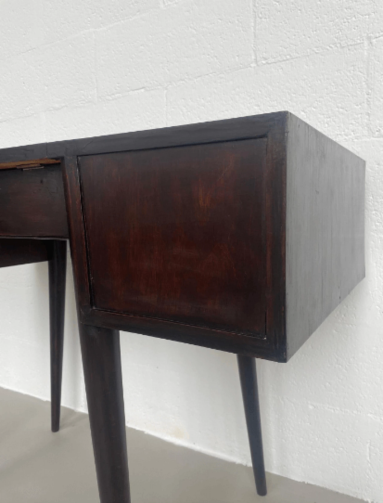 Dressing table in wood with mirror in the style of Gio Ponti, 1950s 7