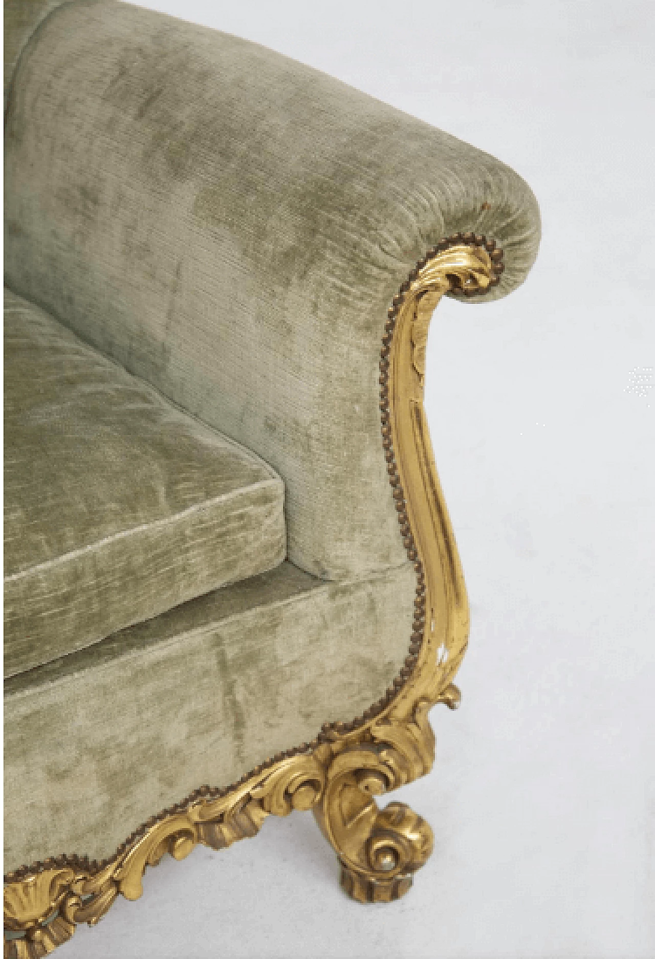 Louis XVI style sofa in gilt wood and green velvet, early 1900s 3