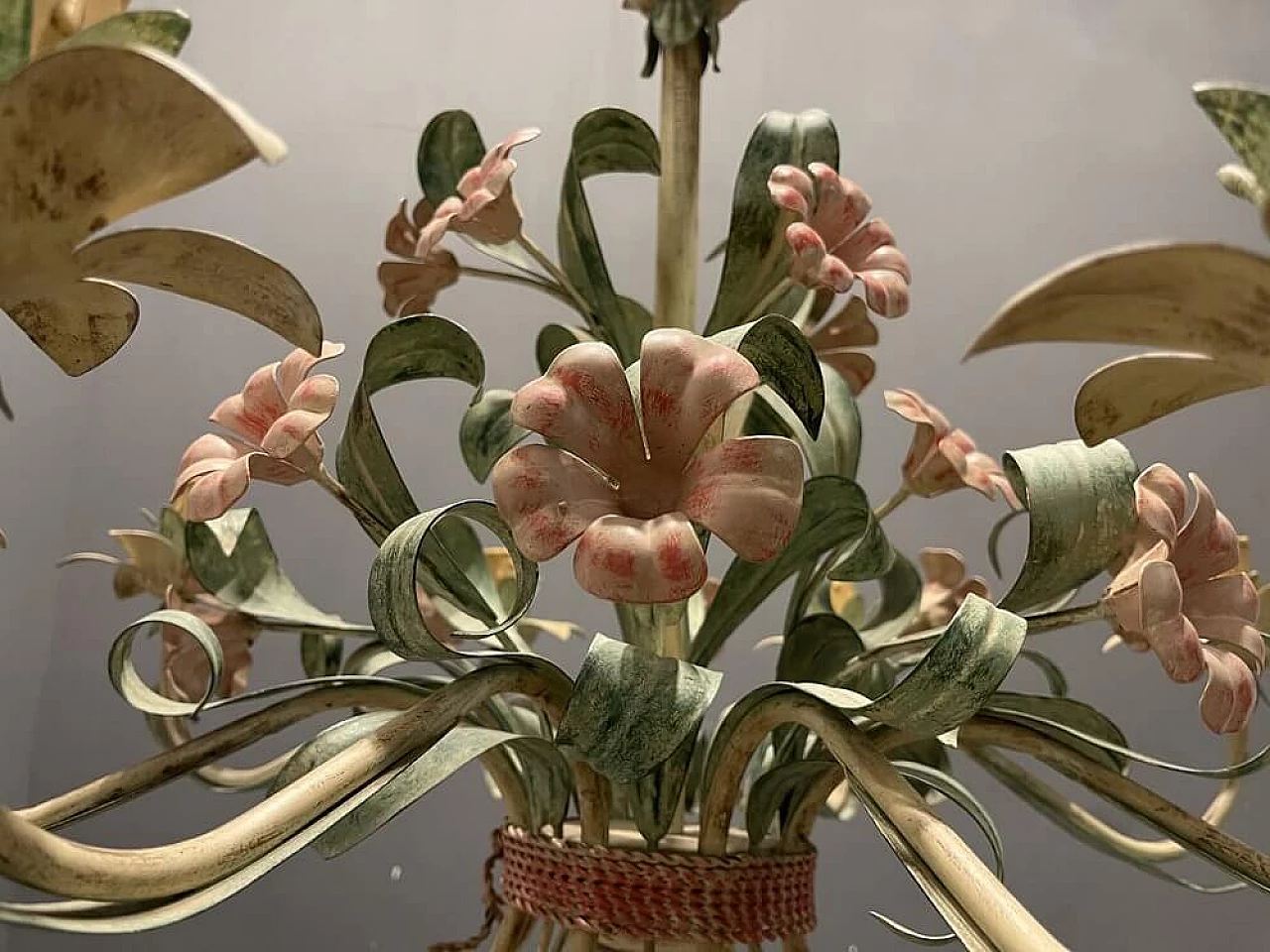 Flower chandelier  in ceramic with 8 lights, 1970s 3