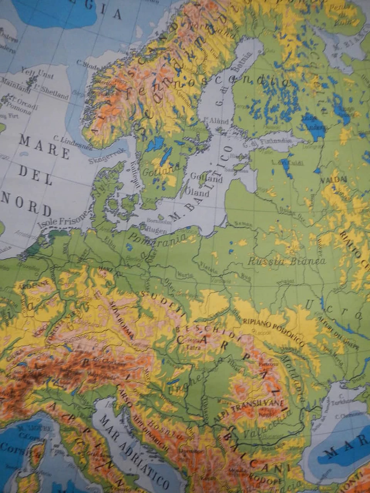 Cartina dell'Europa fisica di Vallardi Industrie Grafiche, anni '90 5