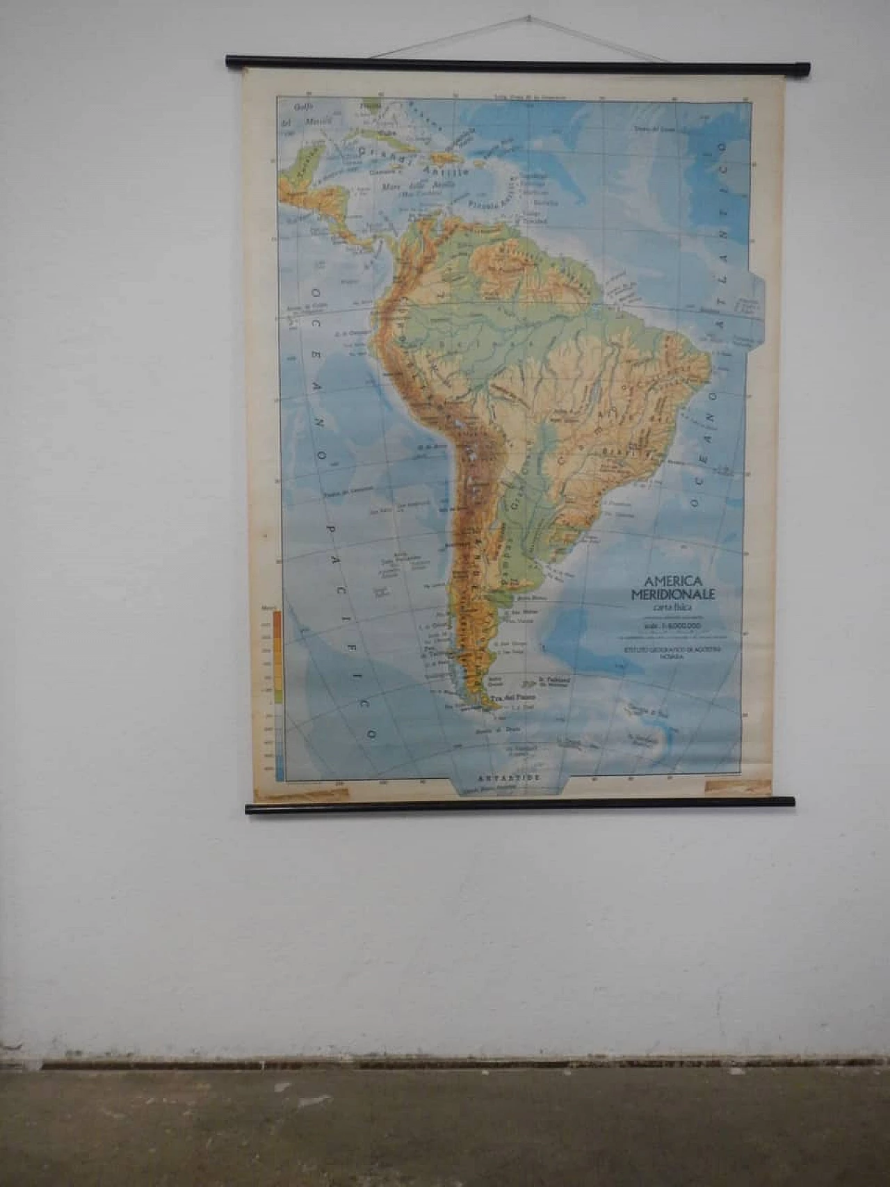 South America map by IGDA Officine Grafiche, 1970s 4