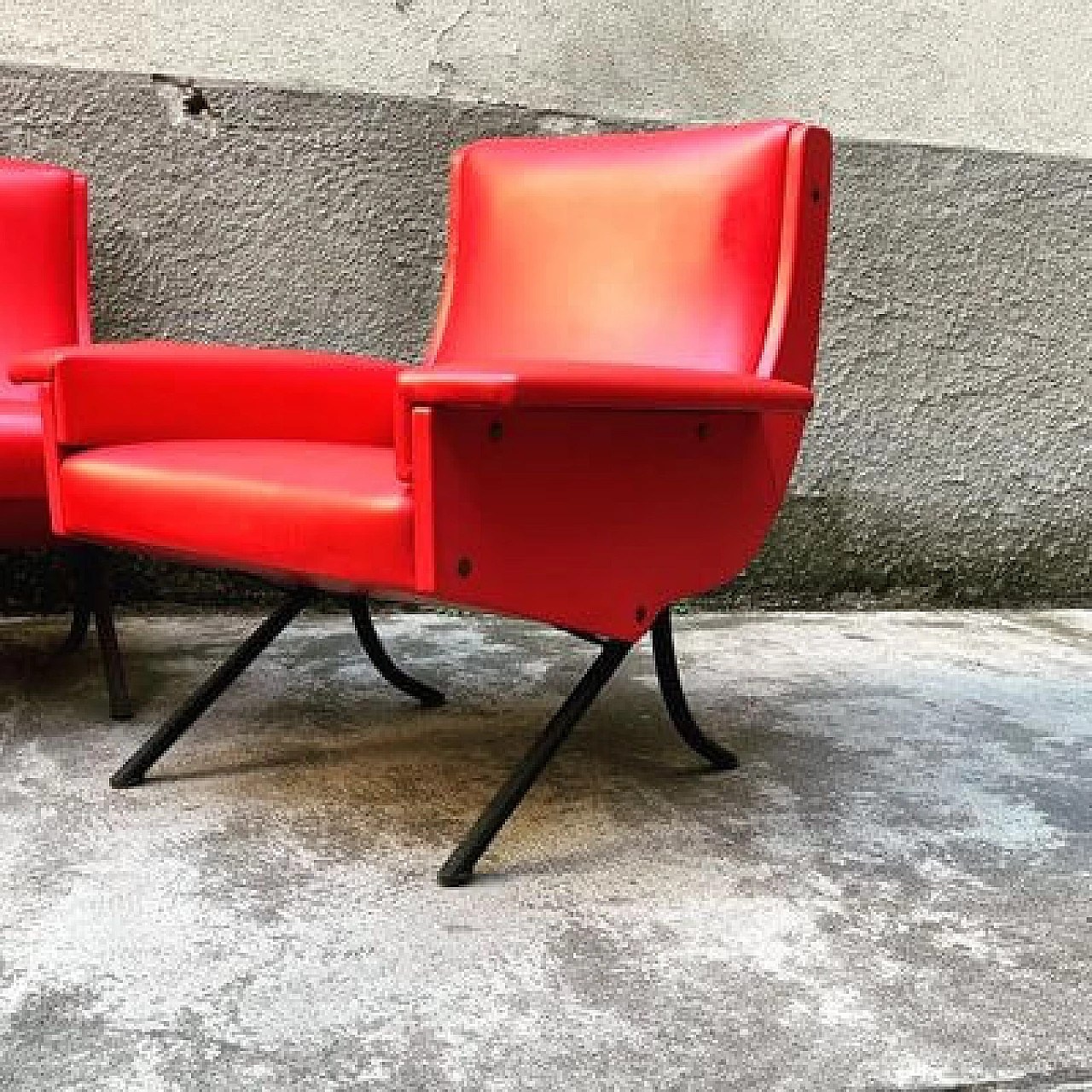 Sofa and pair of armchairs in red skai, 1960s 3