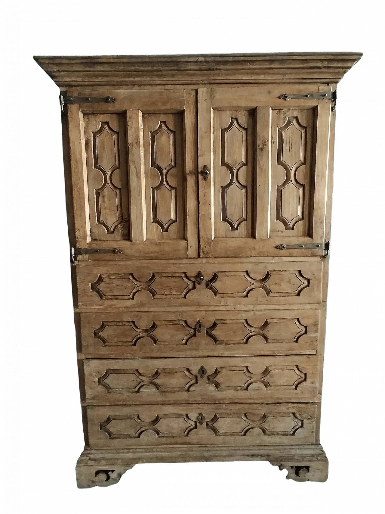Unfinished wooden chest of drawers, 18th century 8