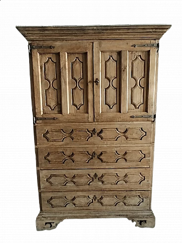 Unfinished wooden chest of drawers, 18th century