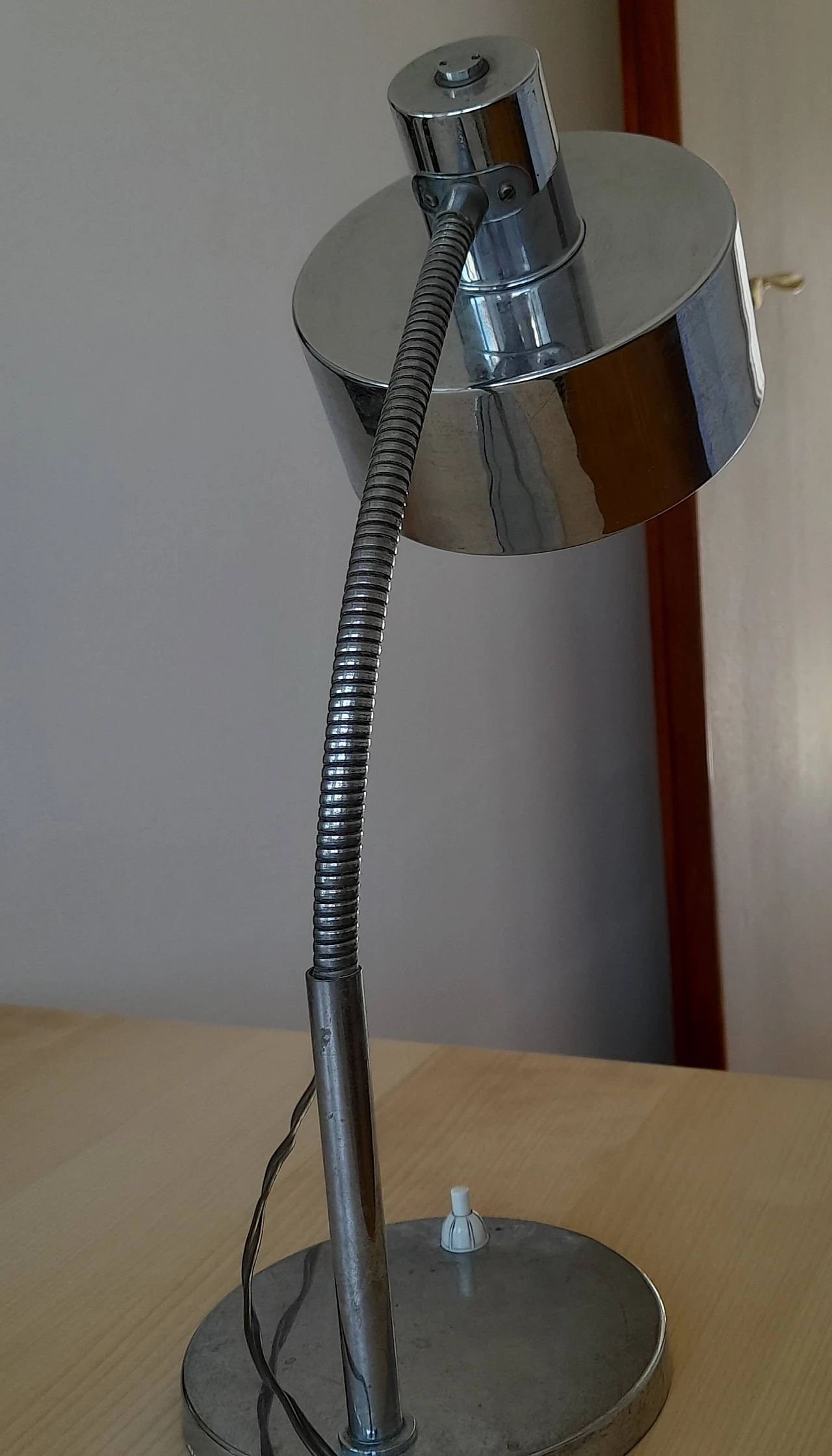Steel table lamp, 1970s 8