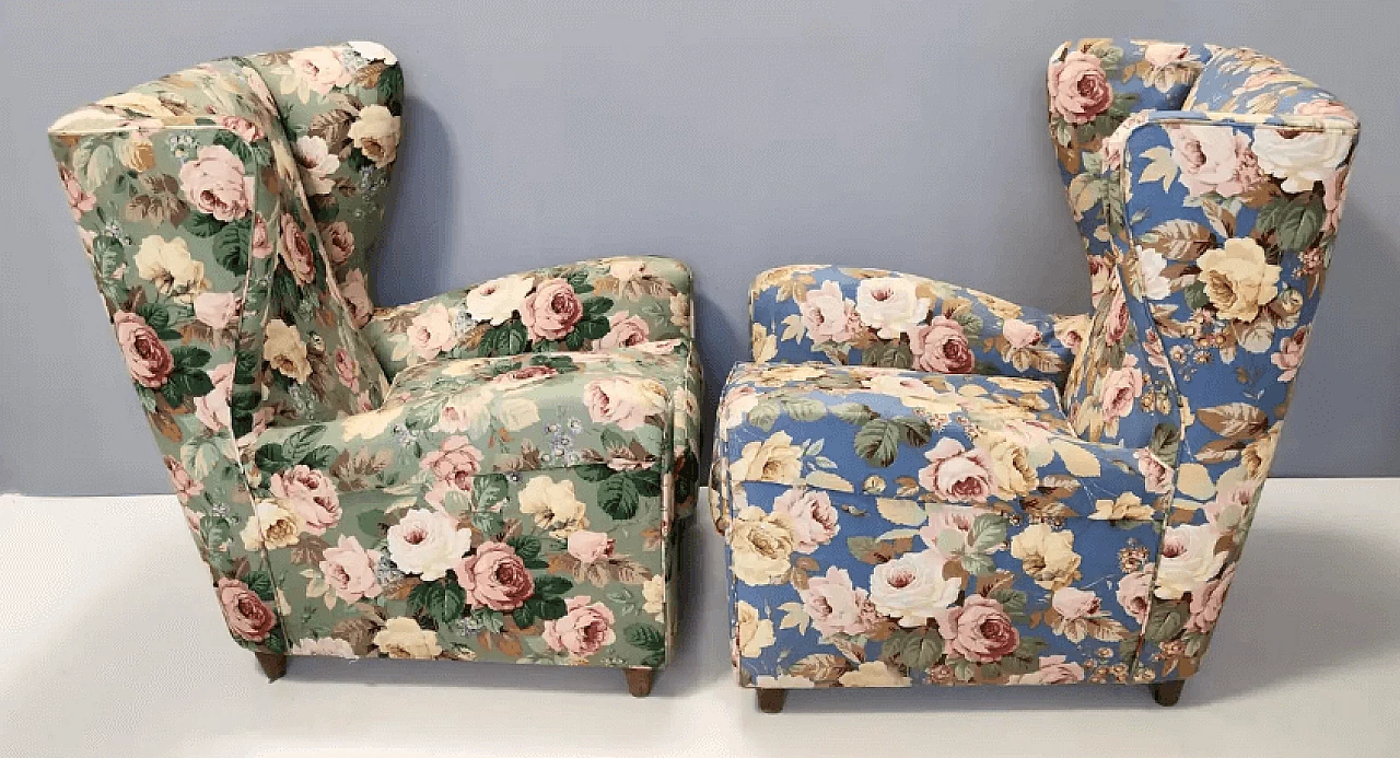 Pair of Wingback armchairs in floral fabric by Paolo Buffa, 1950s 5