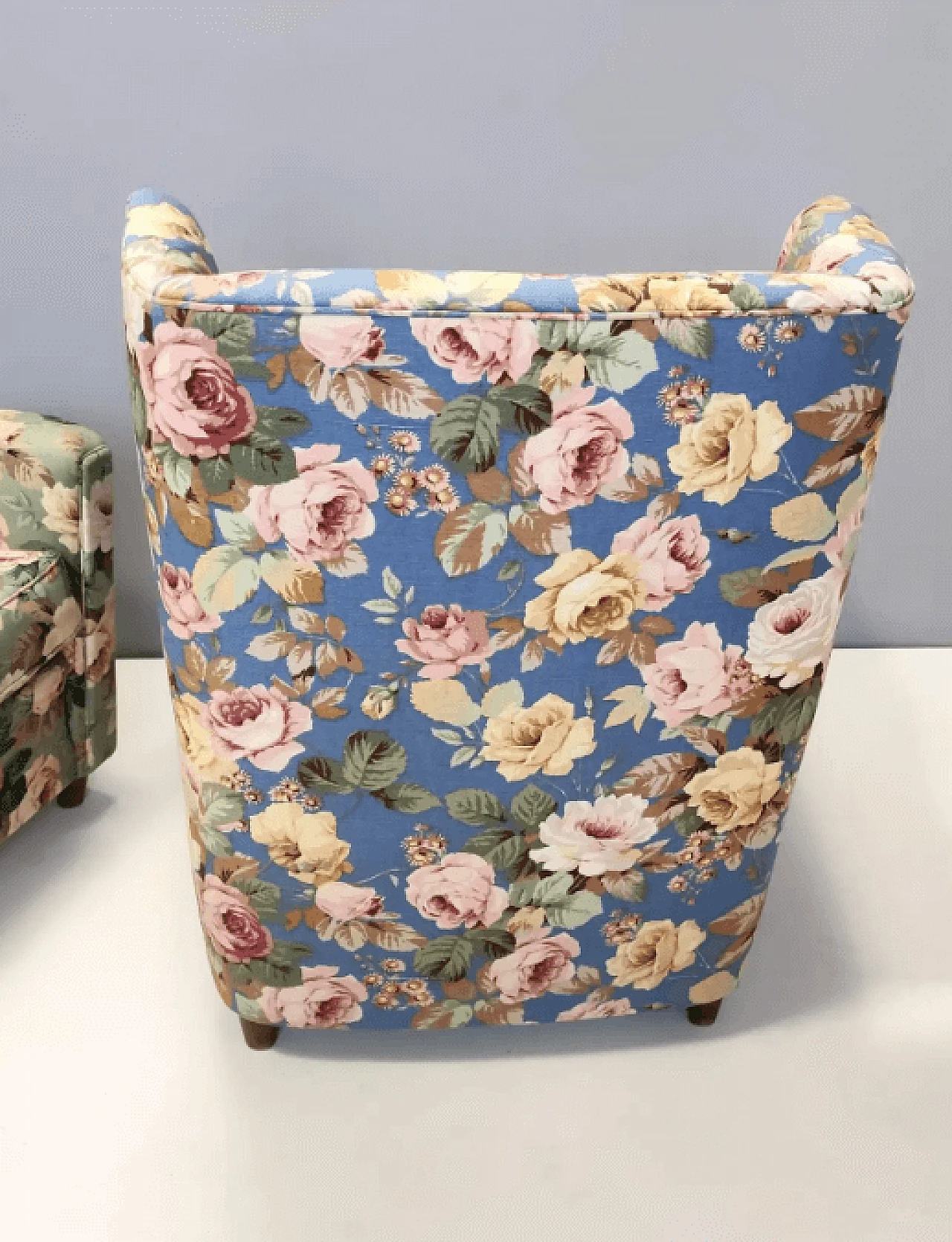 Pair of Wingback armchairs in floral fabric by Paolo Buffa, 1950s 9