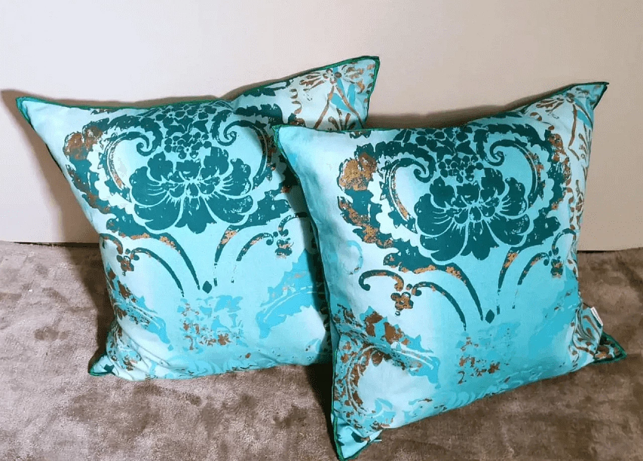 Pair of printed cotton cushions with feather interior by Tricia Guild, 2000s 4