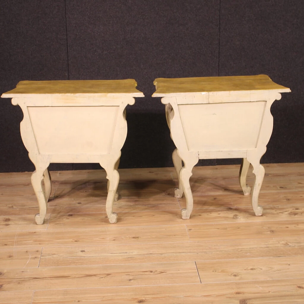 Pair of bedside tables in venetian Barocchetto Style, 1950s 5