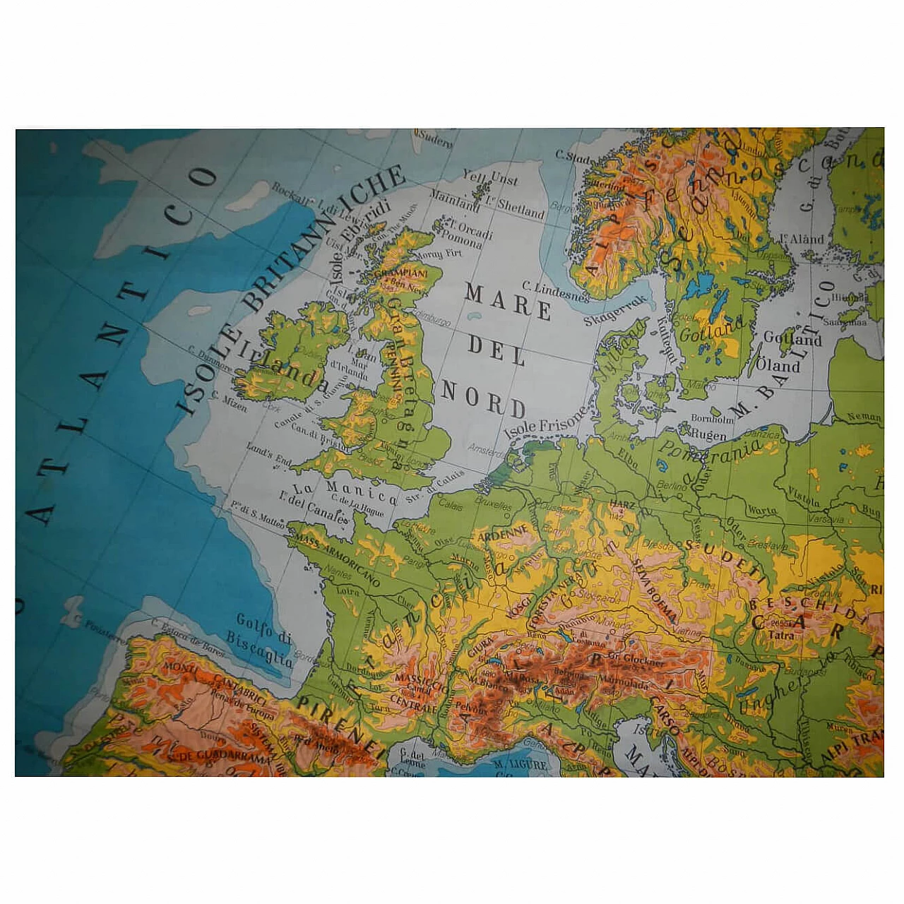 Cartina dell'Europa fisica di Vallardi Industrie Grafiche, anni '90 12