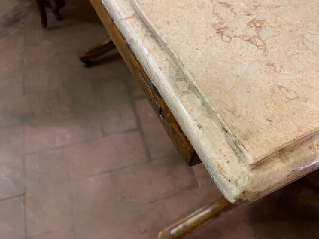 Tavolo in legno con piano in marmo di Michael Thonet, inizio '900 3
