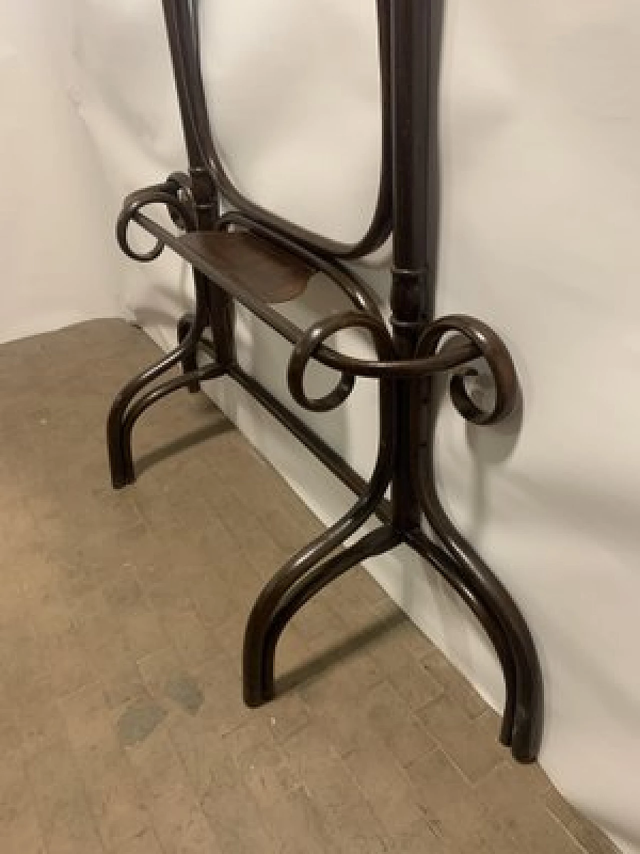 Coat rack in beech by Michael Thonet for Gebrüder Thonet, early 1900s 6