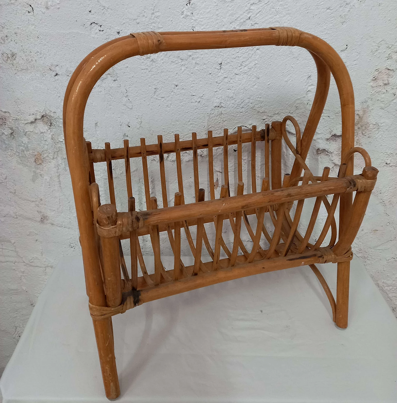Wicker and bamboo magazine rack, 1970s 6
