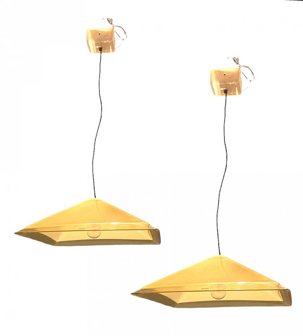 Coppia di lampadari in plastica di Guzzini, anni '70 2