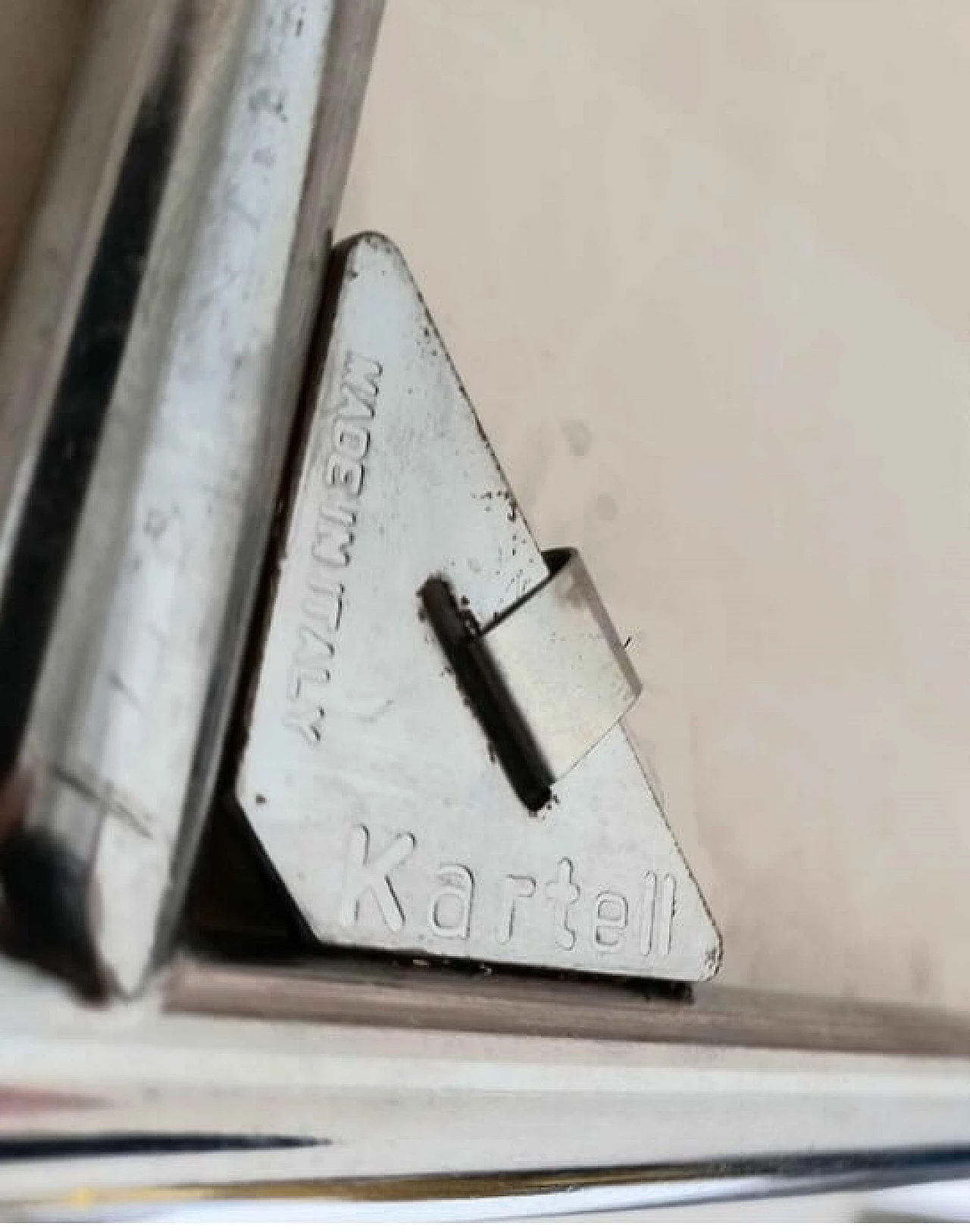 Mobile scaffale Try di Piero Lissoni per Kartell 6