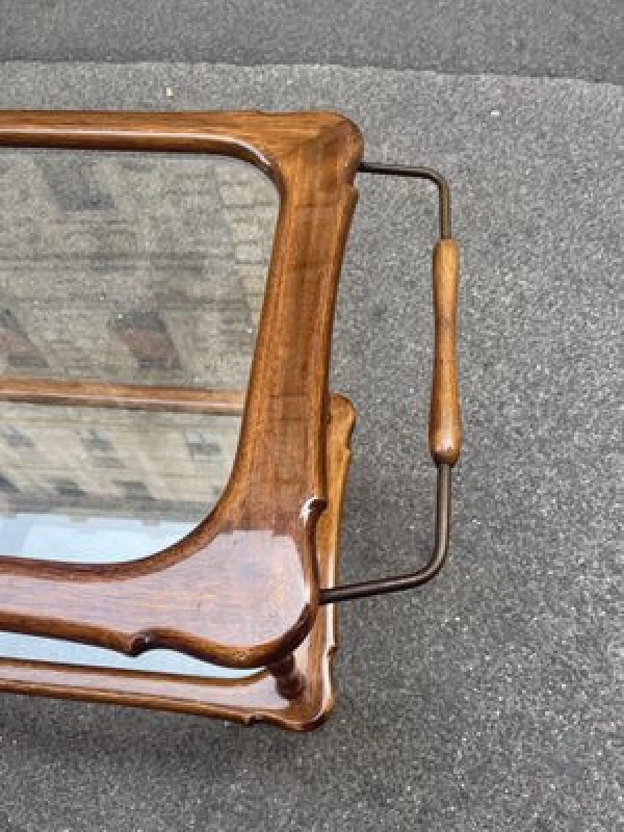 Service trolley in walnut and brass, 1960s 3