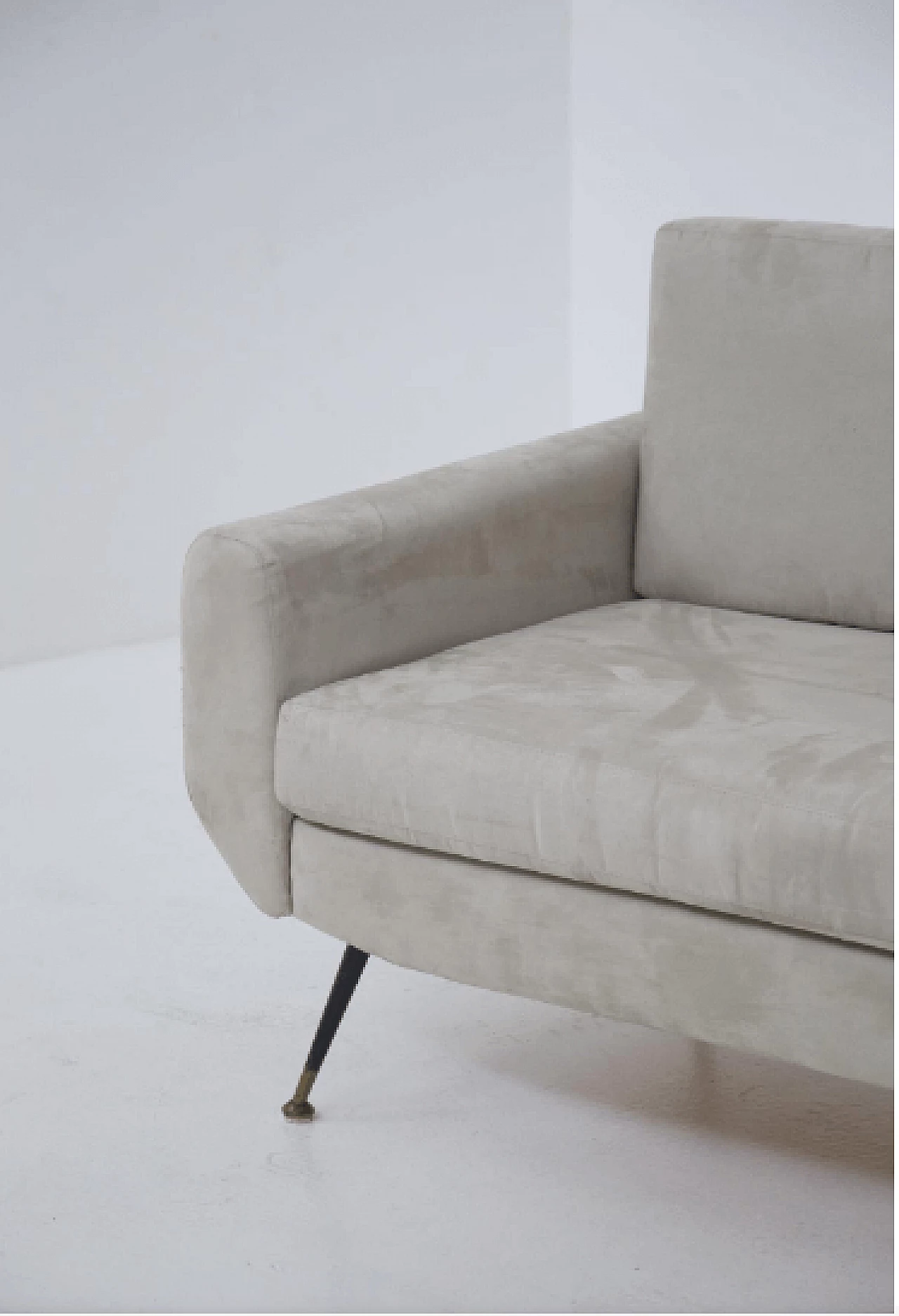 Sofa bed in gray velvet, 1950s 5