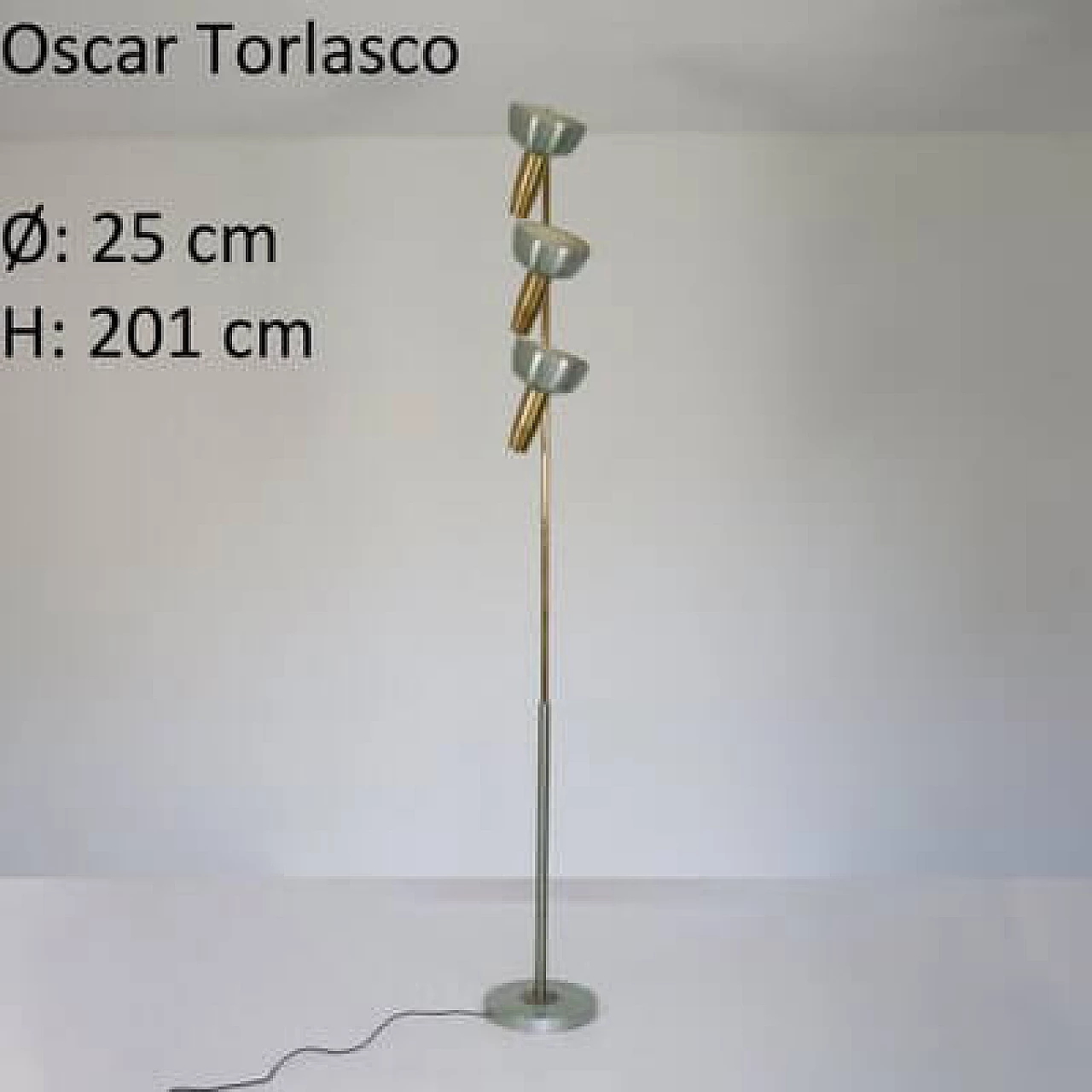 Lampada da terra in alluminio verniciato di Oscar Torlasco, anni '60 14