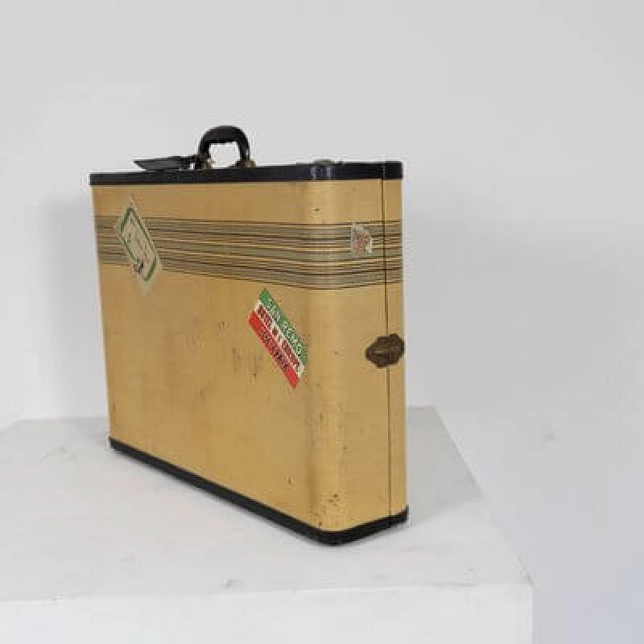 Leather and parchment case with blue lining, 1960s 9