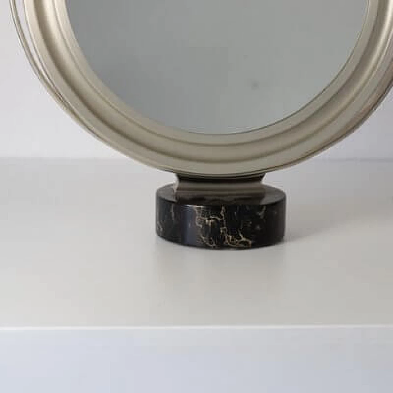 Specchio da tavolo Narciso di Sergio Mazza per Artemide, anni '60 3