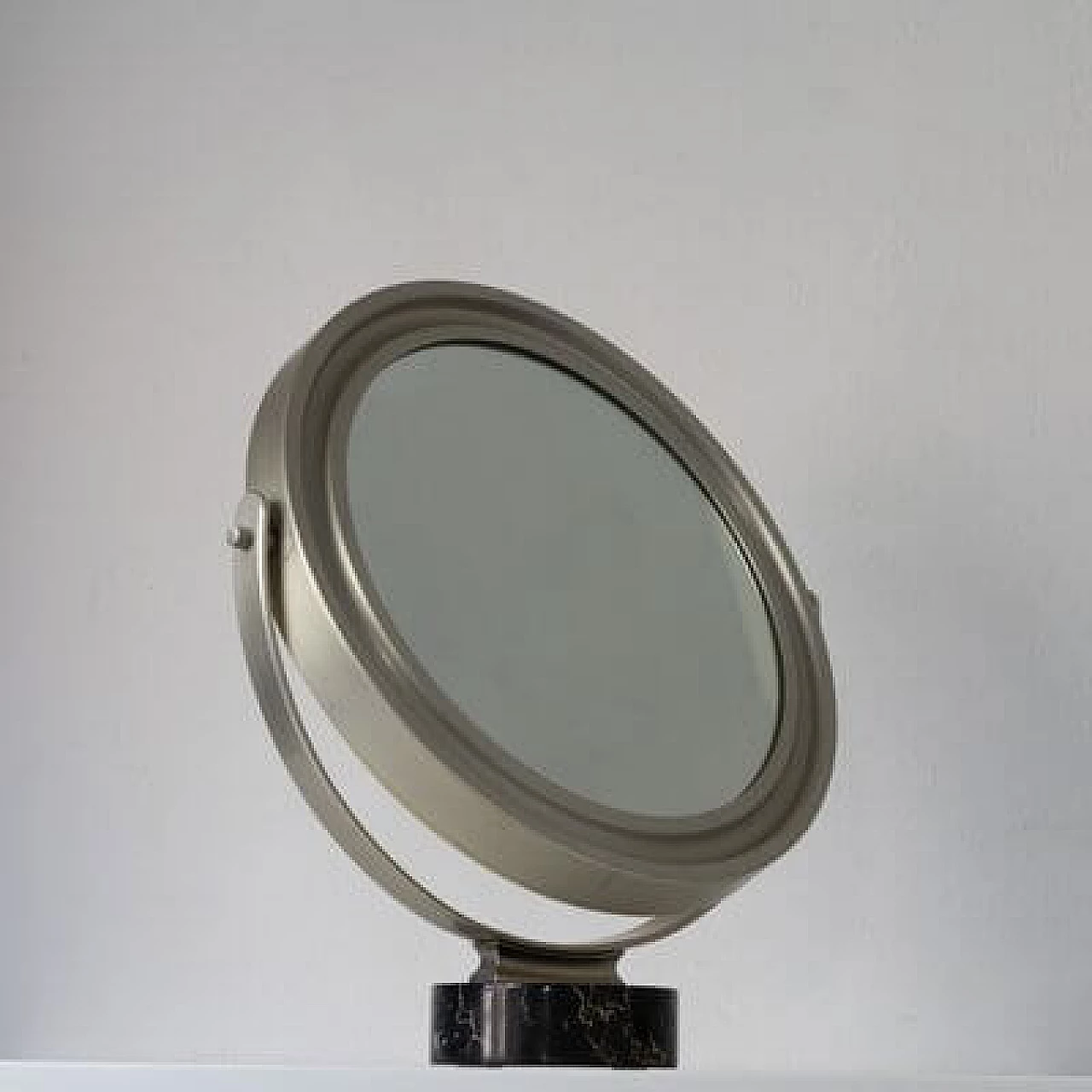 Specchio da tavolo Narciso di Sergio Mazza per Artemide, anni '60 12