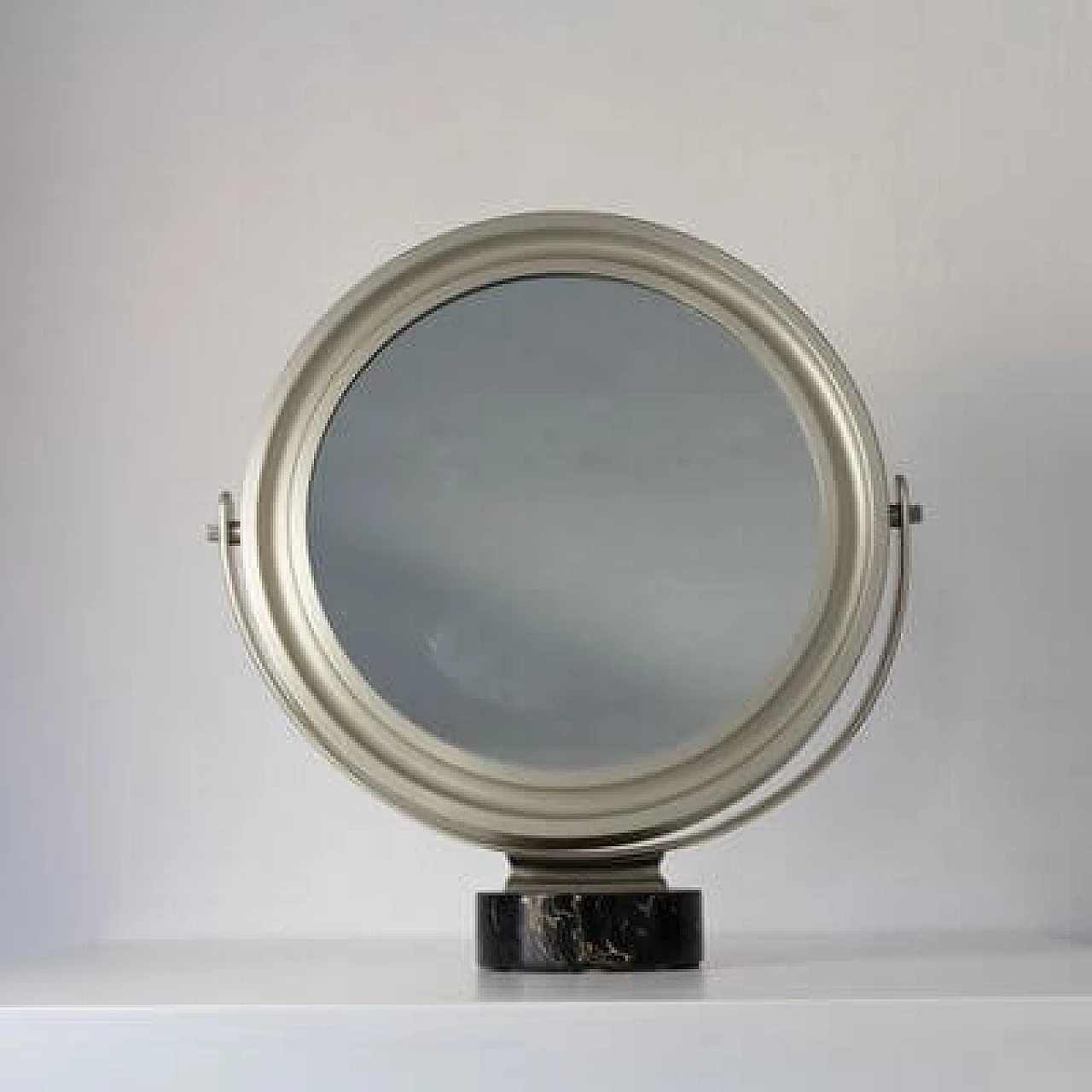 Specchio da tavolo Narciso di Sergio Mazza per Artemide, anni '60 13