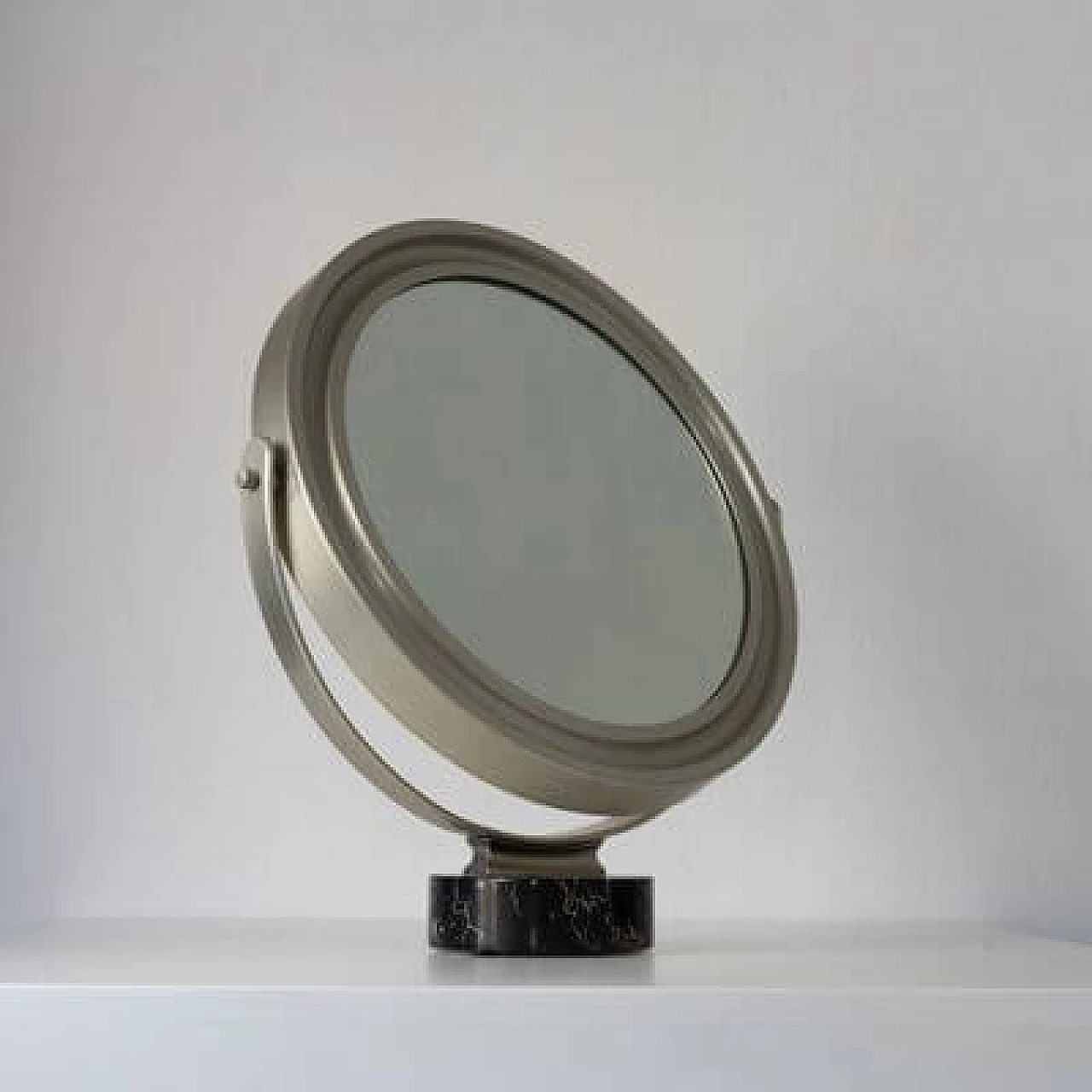 Specchio da tavolo Narciso di Sergio Mazza per Artemide, anni '60 14