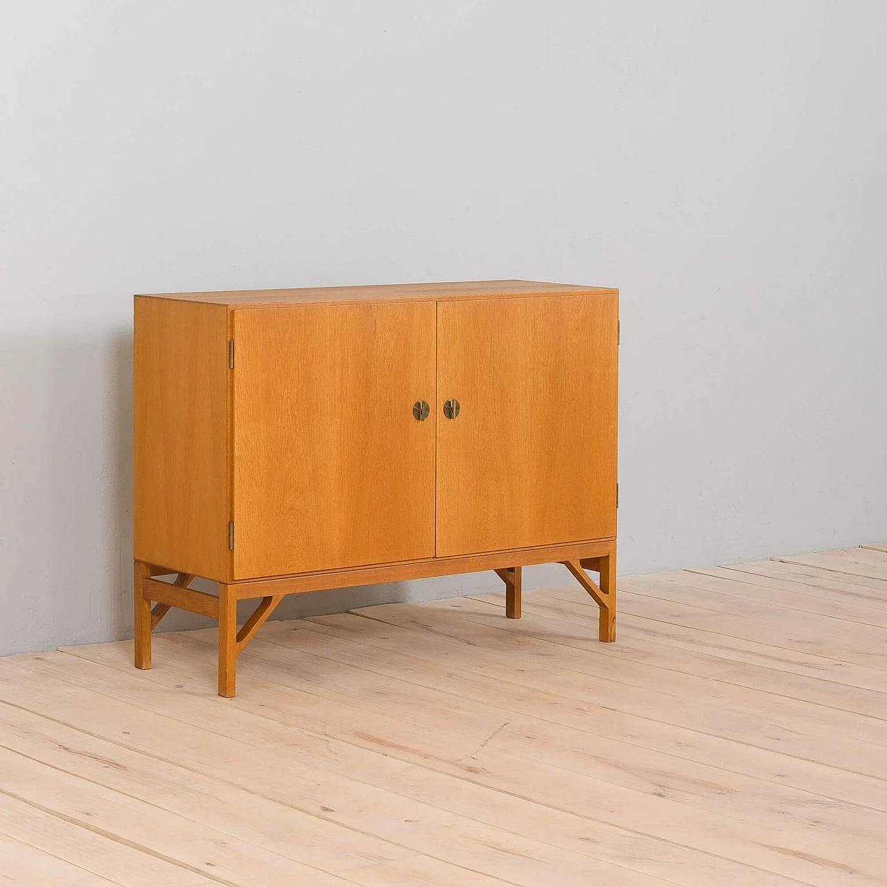 Danish oak China cabinet by Børge Mogensen for FDB, 1960s 5