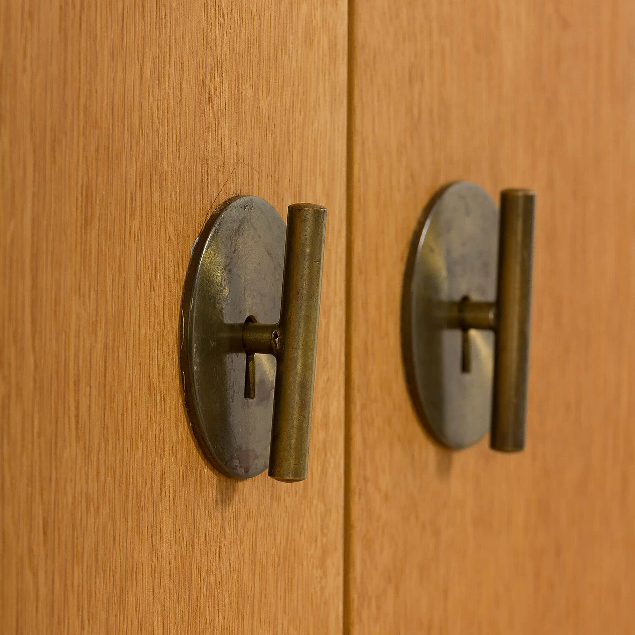 Danish oak China cabinet by Børge Mogensen for FDB, 1960s 11