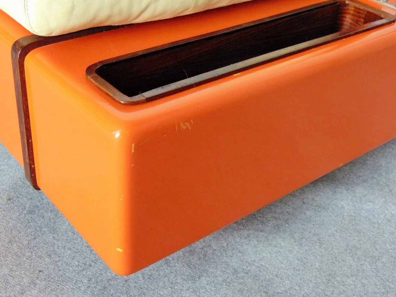 Beka sofa bed in fiberglass, 1960s 7
