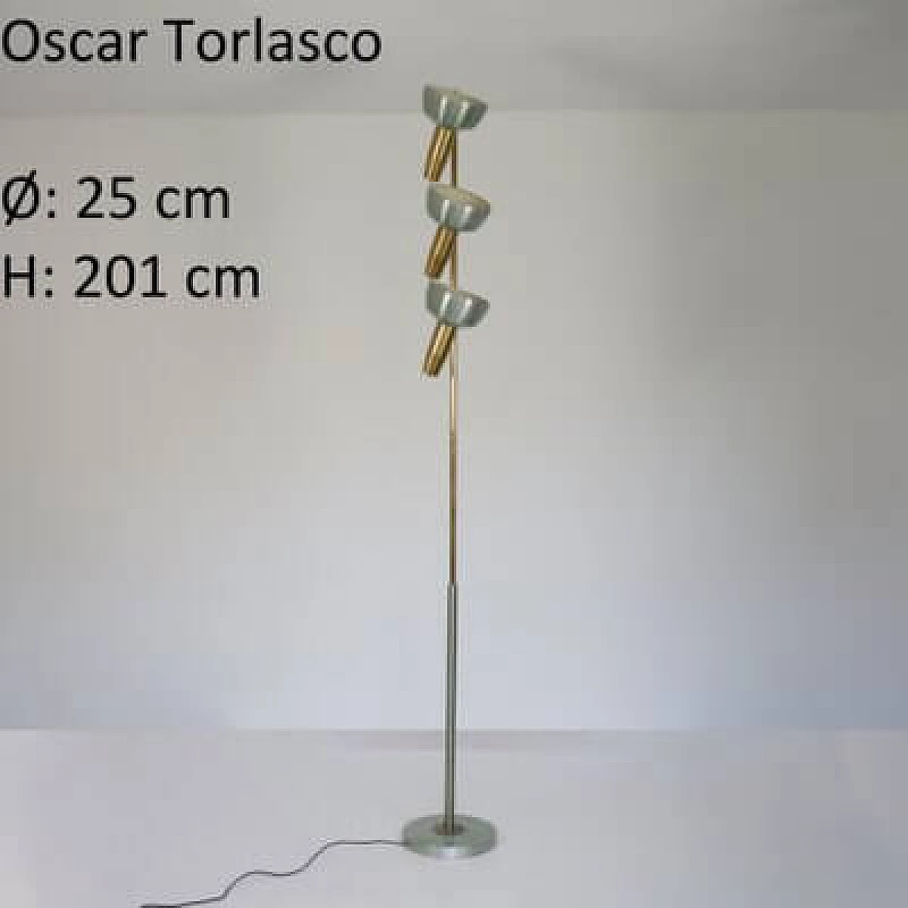 Painted aluminium floor lamp by Oscar Torlasco, 1960s 28