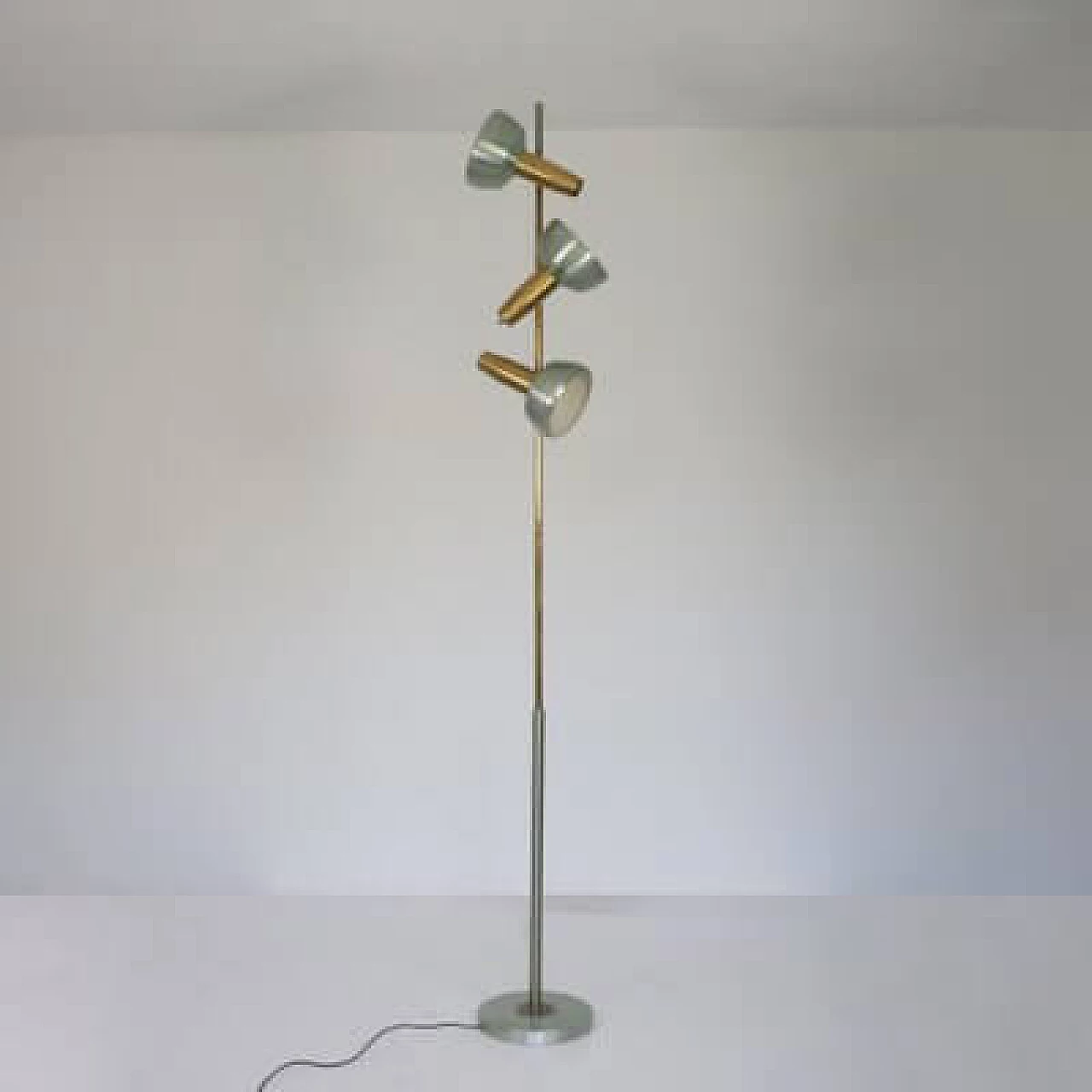 Painted aluminium floor lamp by Oscar Torlasco, 1960s 29