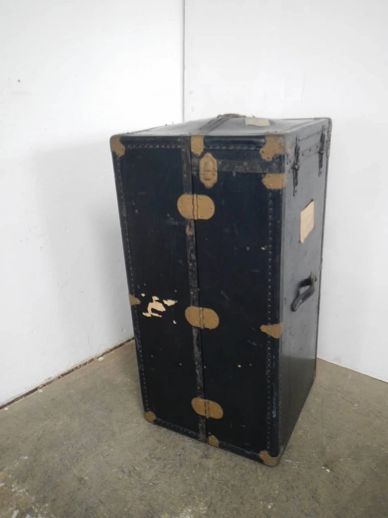 Clothes trunk in wood with cardboard lining, 1930s 8