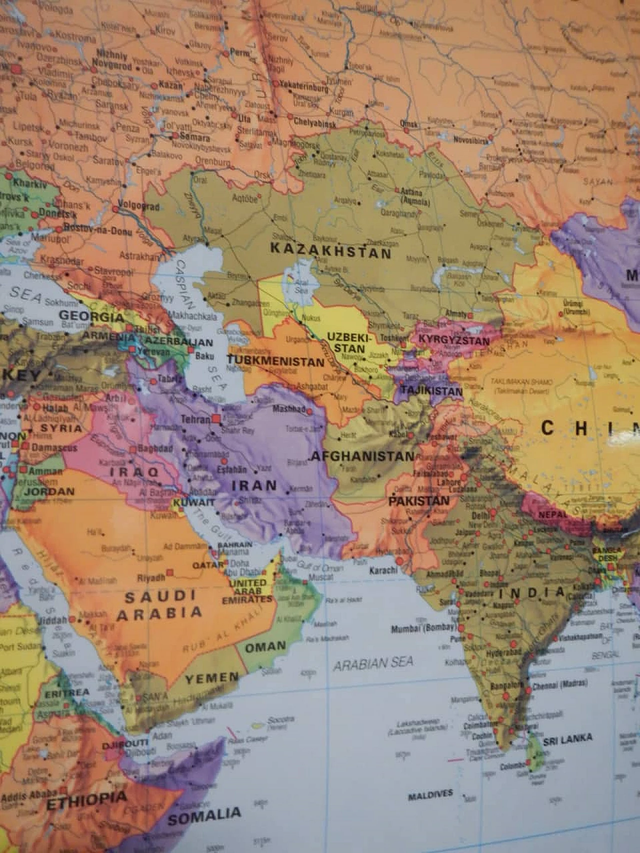 World map in laminated paper, 2000s 6