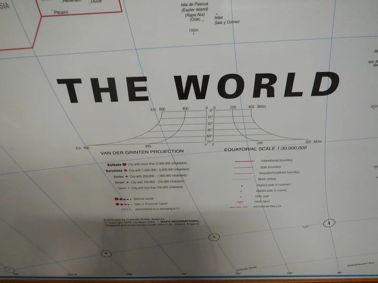 Mappa del mondo in carta plastificata, anni 2000 9