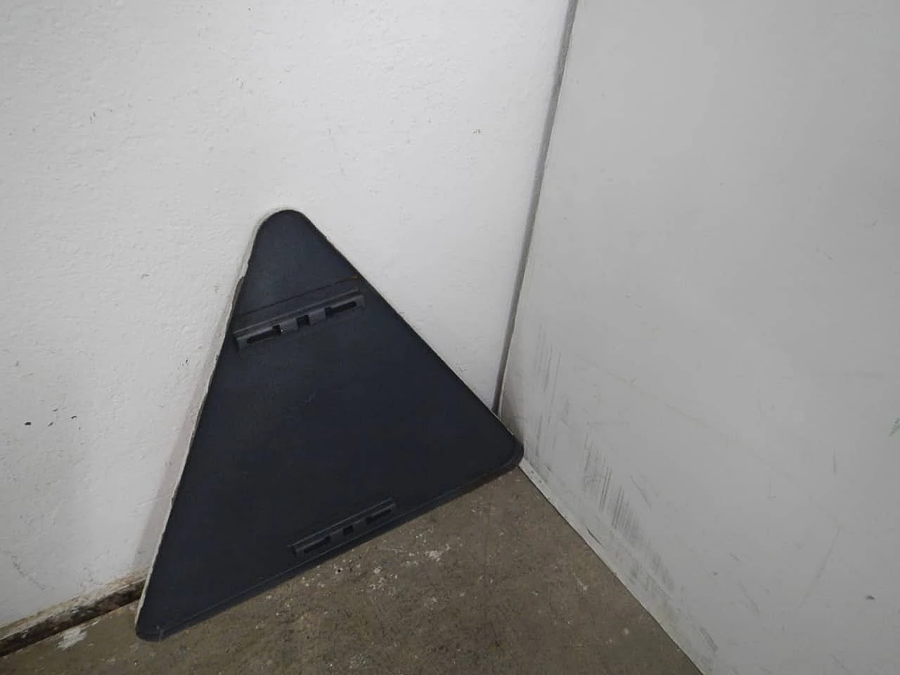 Insegna stradale di pericolo, anni '70 1