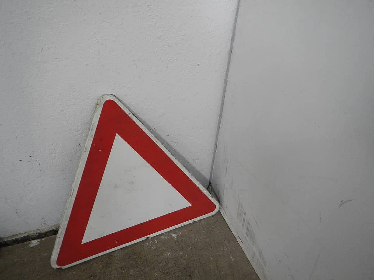 Insegna stradale di pericolo, anni '70 4