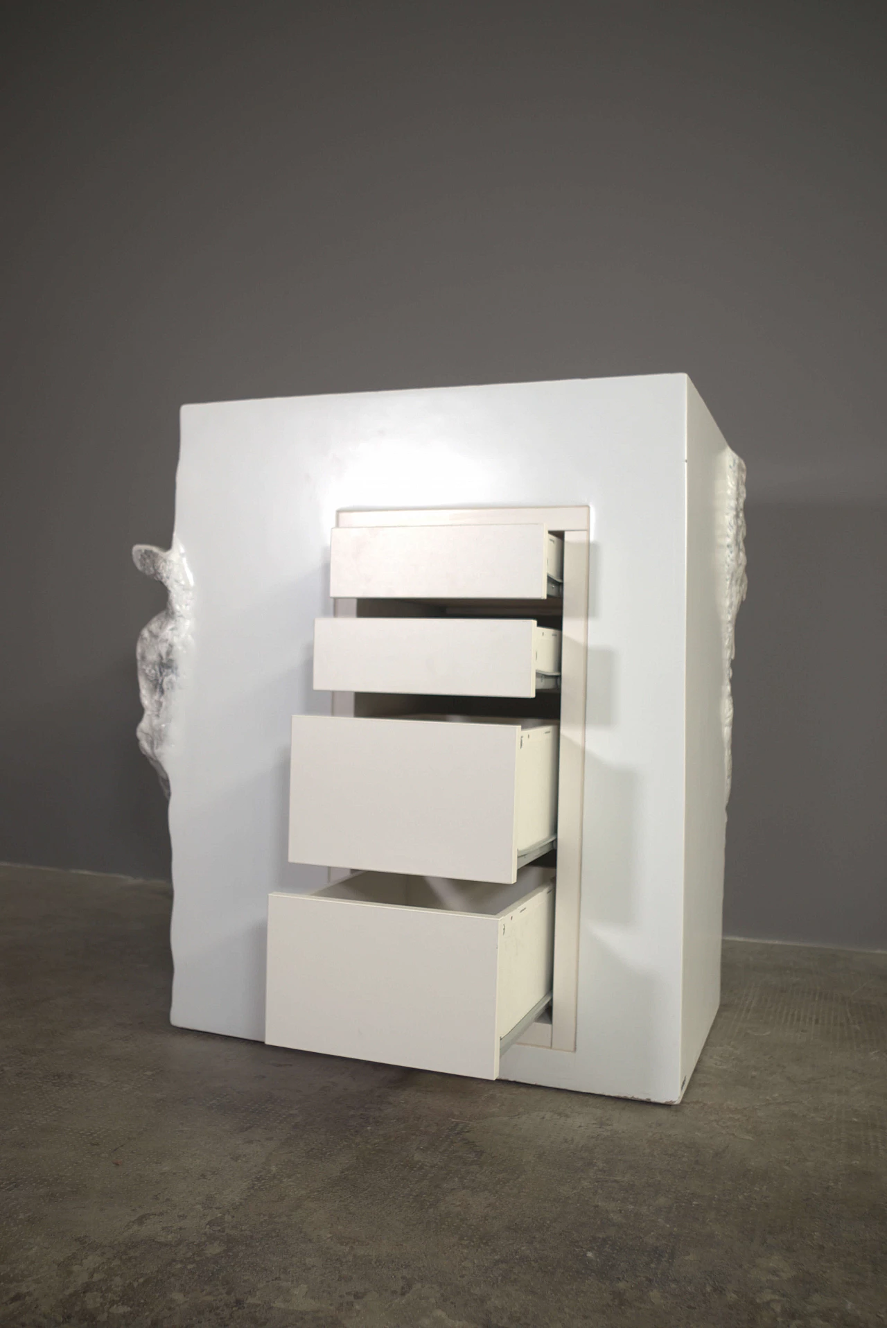 Carrara marble sculpture with drawers 7
