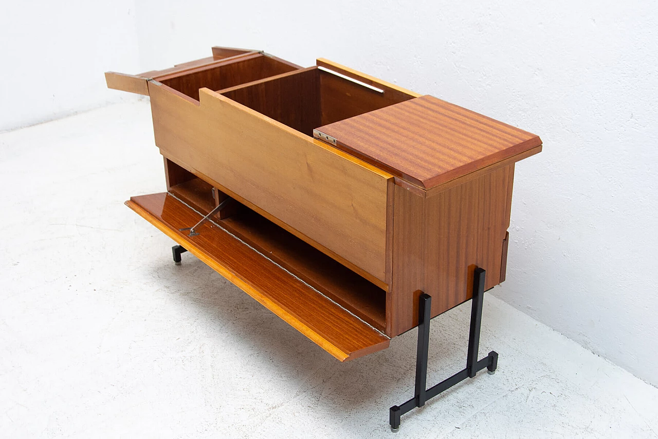 Mobile bar in mogano e gambe in ferro, anni '70 5
