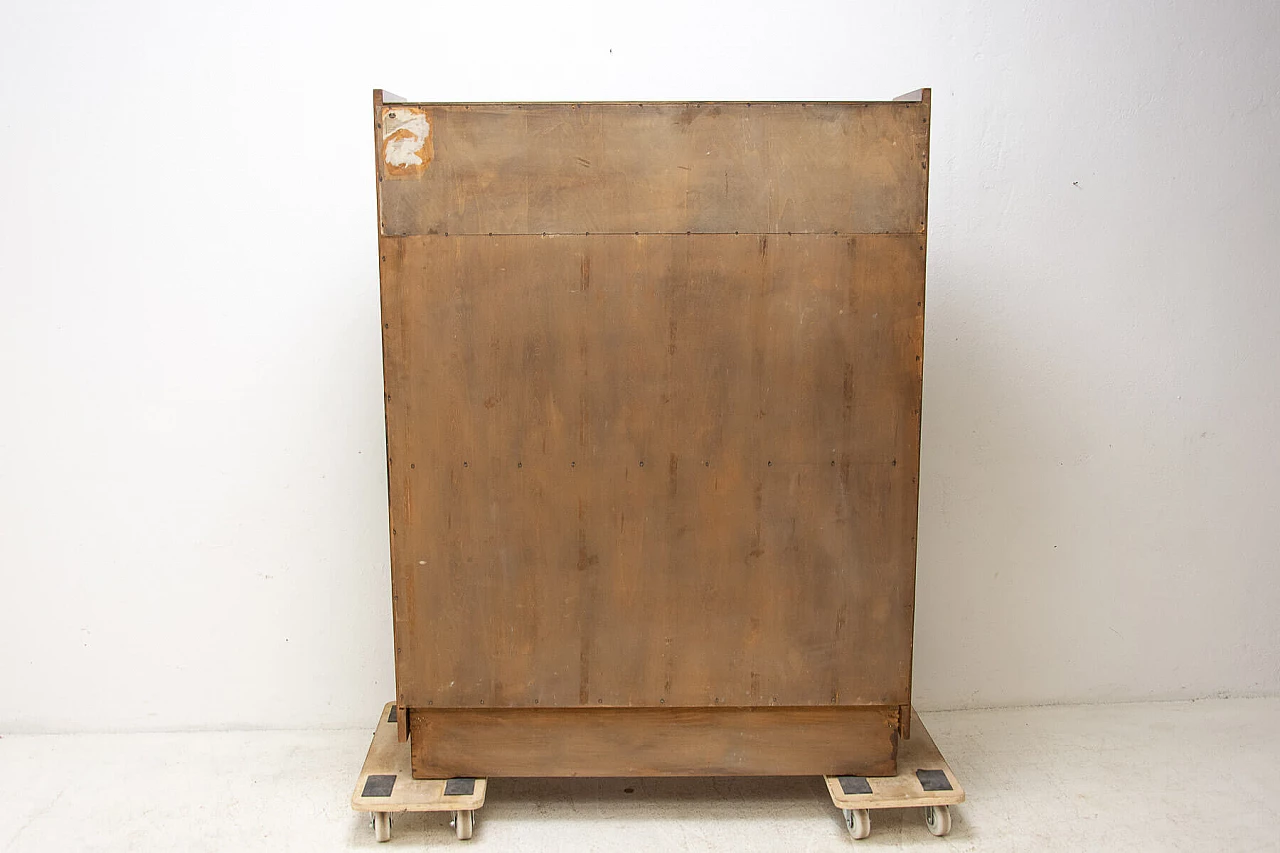 Libreria in noce di František Jirák per Jitona, anni '60 13