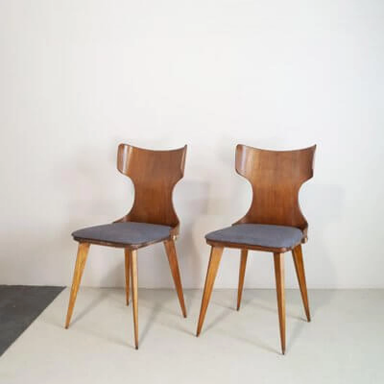 Coppia di sedie di Carlo Ratti in legno curvato, anni '50 1